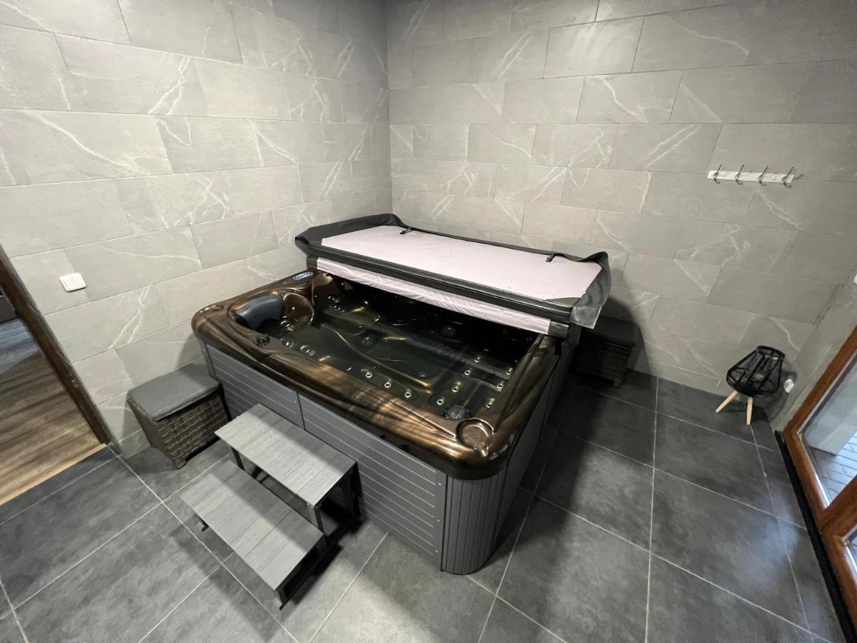 Wellness Pobyt V Pekle Vrchlabí Exterior foto